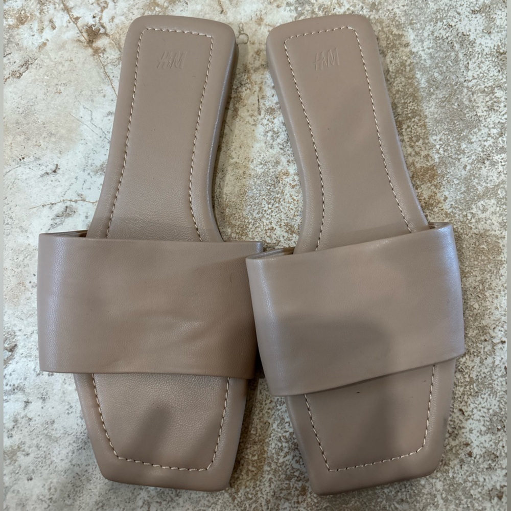 H&M Blush Tan Wide Strap Slide minimalist Sandals - Picture 2 of 5